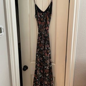 Floral midi dress with front tie